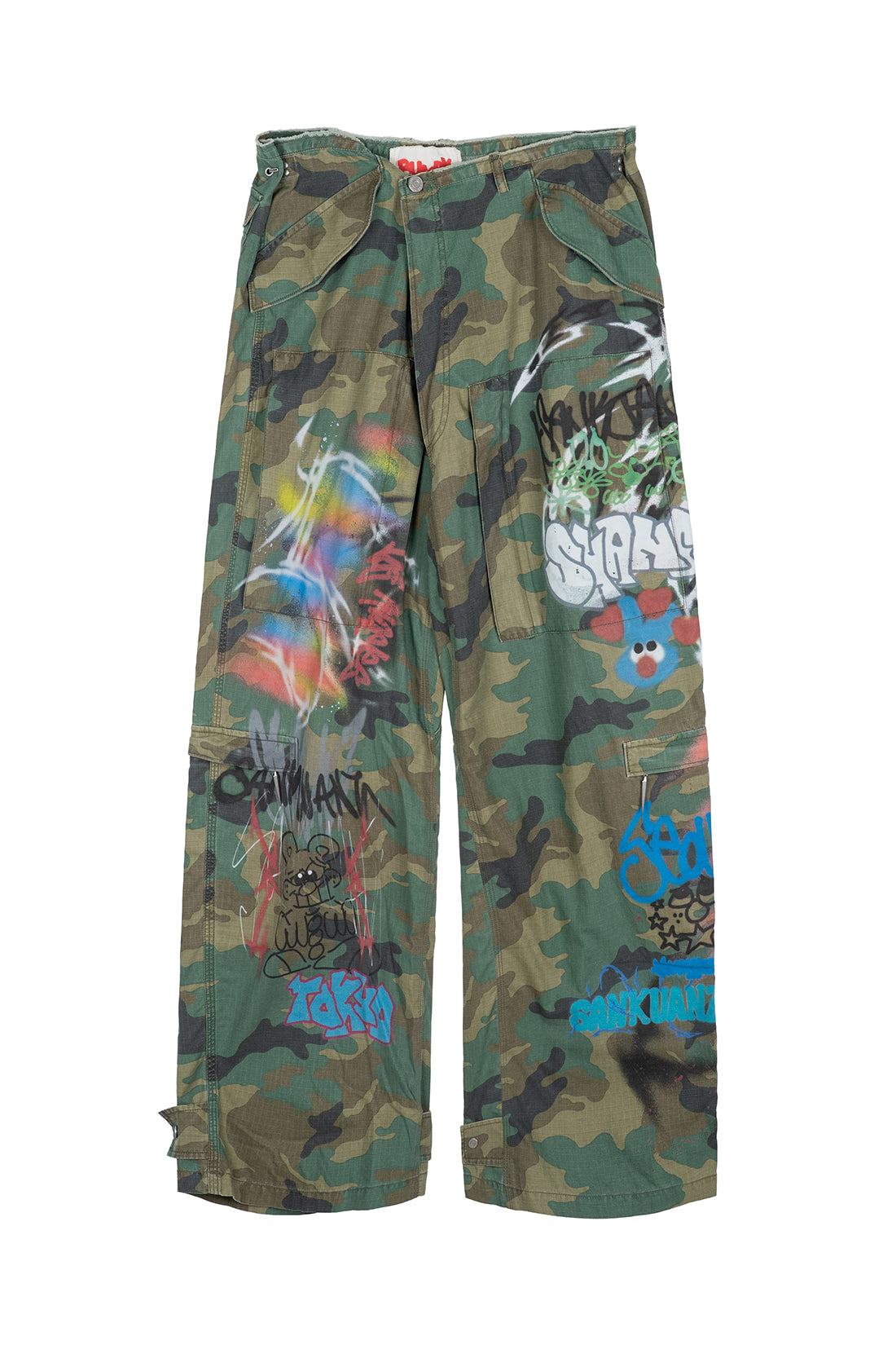 BUMPY GRAFFITI PRINT CAMOUFLAGE CARGO PANTS